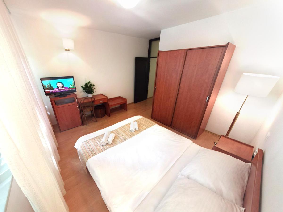 موست نا سوتشي Hotel Lucija المظهر الخارجي الصورة